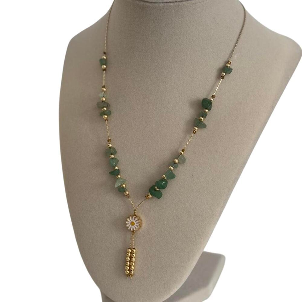Green Stone Daisy Necklace Gold Beaded Floral Pendant Boho Jewelry - Picture 2 of 5